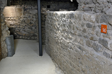 Le mur d’une grande résidence aménagée au Ier siècle, probablement celle d’un gouverneur de la ville
